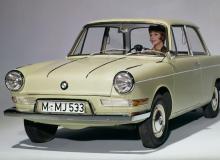 BMW 700