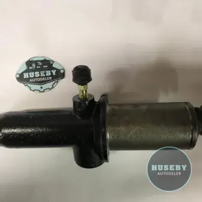 Clutch master cylinder Mercedes Benz R107 W108 W109 W114 W115 W116 A0002956006 A0002955006 ++